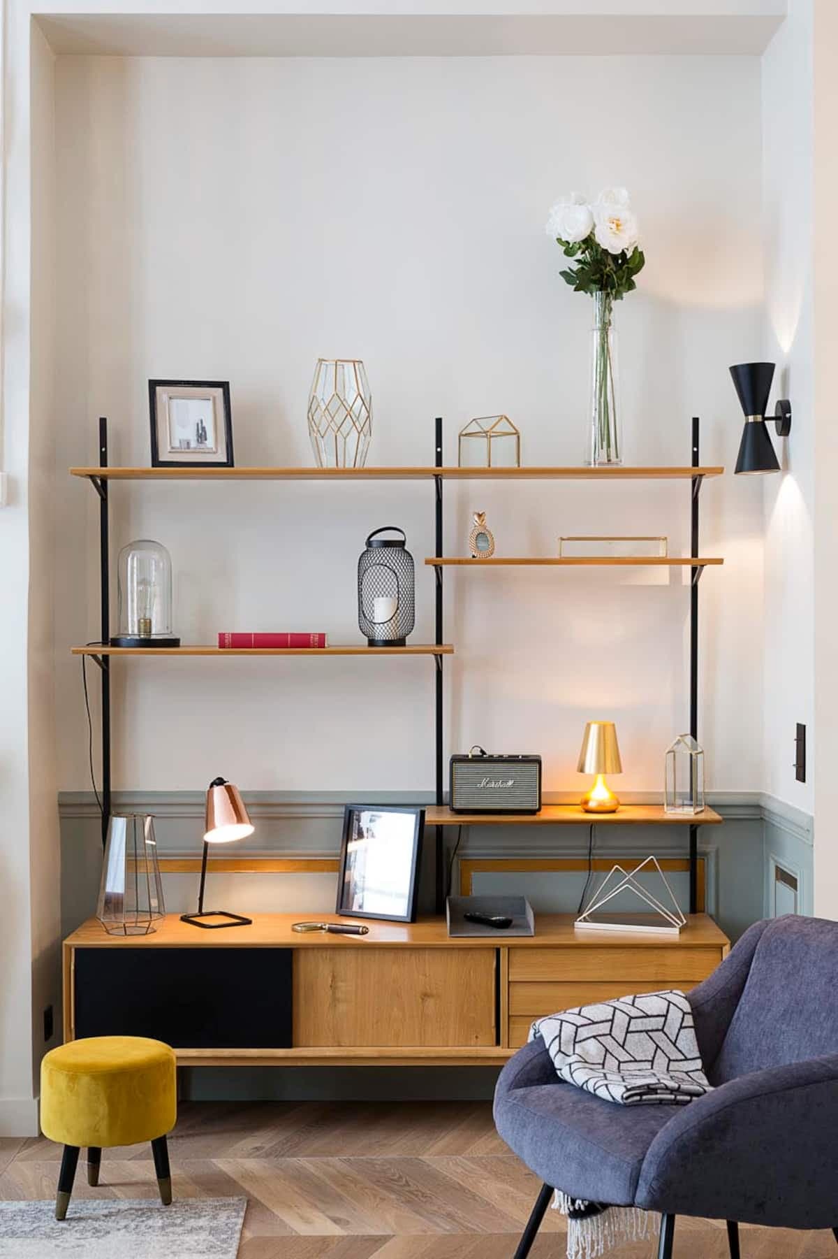 Le coin bureau du séjour